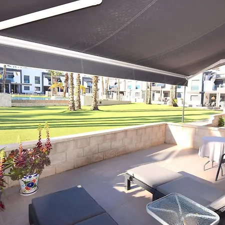 Magnifico En Oasis Apartment Dehesa de Campoamor (Orihuela Costa)