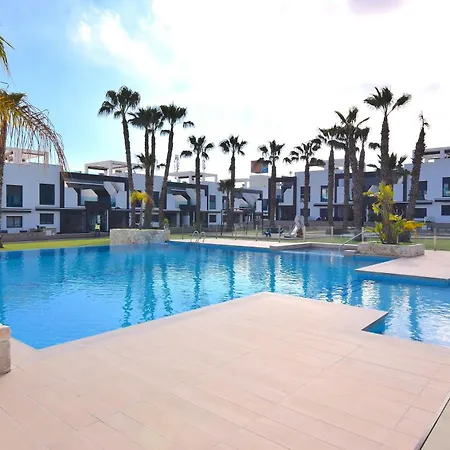 Magnifico En Oasis * Dehesa de Campoamor (Orihuela Costa)